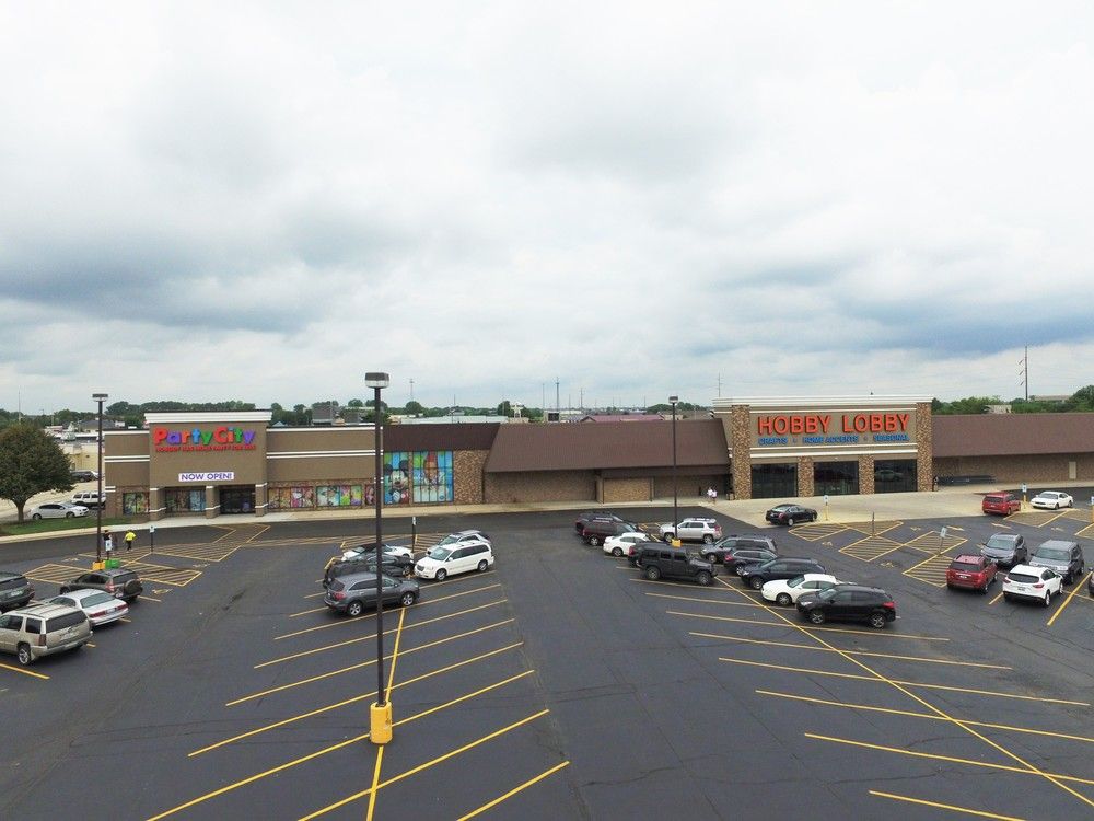 Parkway Pointe Development Opportunity: 3325-3329 South Veterans Parkway, Springfield, IL 62704
